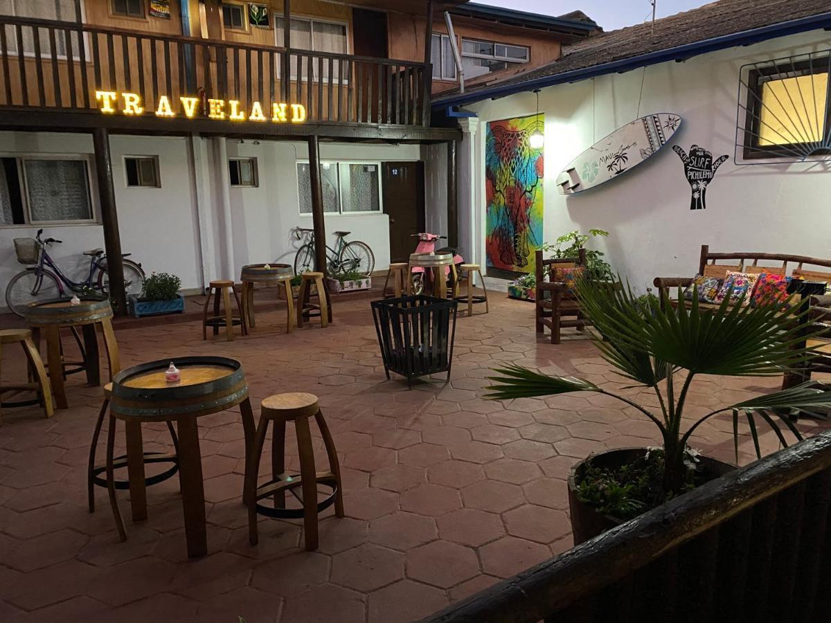 Hostal Traveland Pichilemu Bagian luar foto